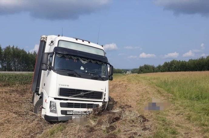 В Башкирии в кабине грузовика нашли тело мужчины