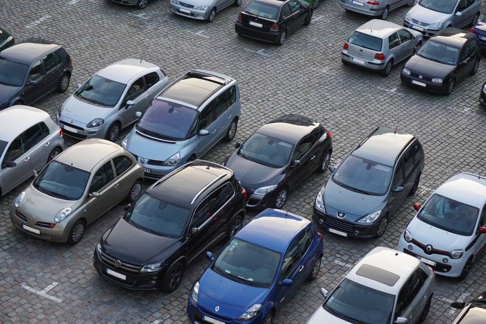 В самой большой стране мира могут появиться самые тесные парковки в мире