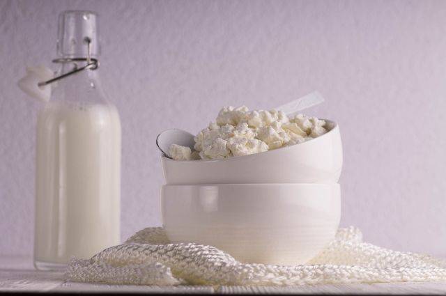 Роскачество обнаружило, что молочку в магазинах продают с нарушением правил