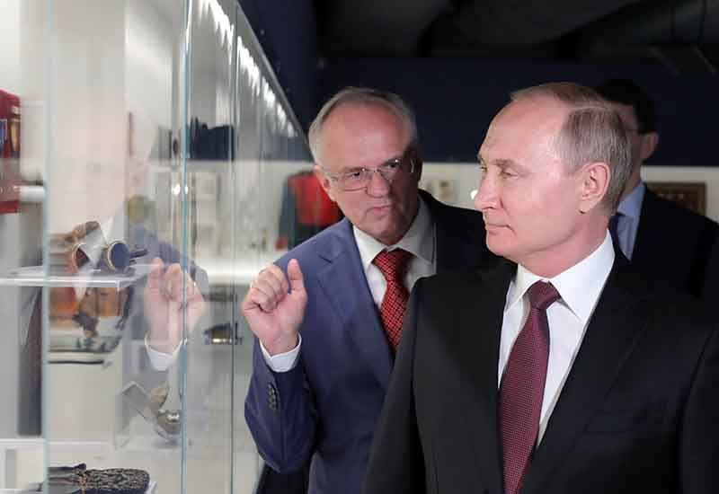 Путин призвал помнить о причинах русской эмиграции