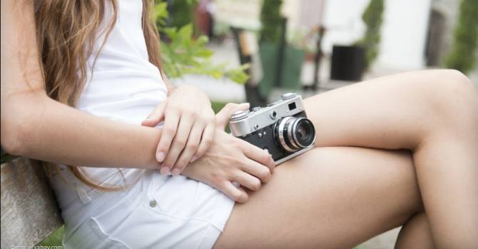 У омского фотографа нашли тысячи фото голых школьниц