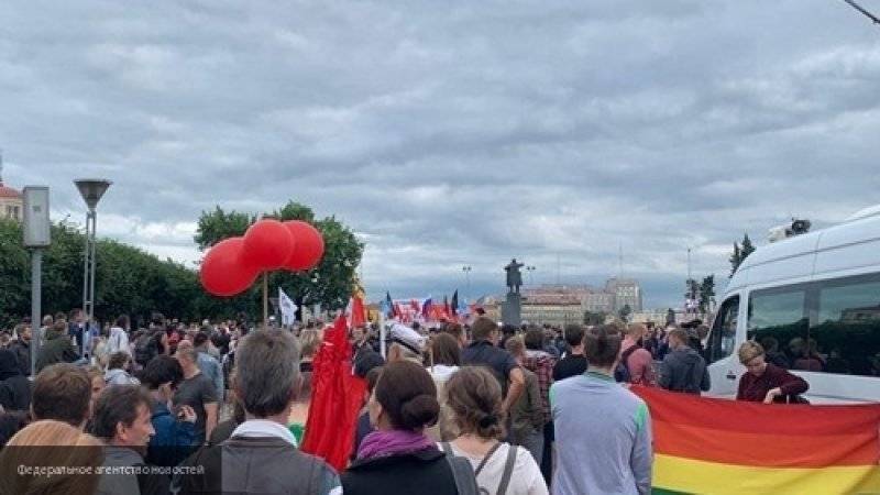 Оппозиционеры создают провокации в Петербурге для дискредитации избирательного комитета