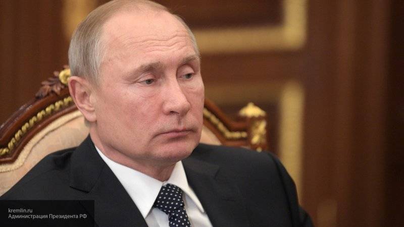 Путин заявил, что первые лица регионов не должны уклоняться от ответственности в случае ЧП