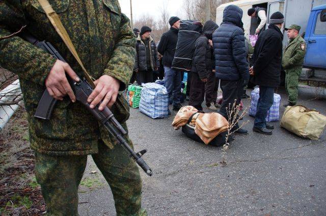 Власти ЛНР передали Украине 64 заключенных, осужденных до 2014 года
