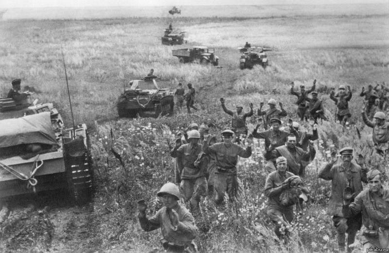 Почему полководцы Красной армии не хотели окружать немцев | Русская семерка