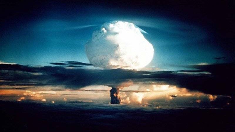 КНР хочет полностью запретить ядерное оружие