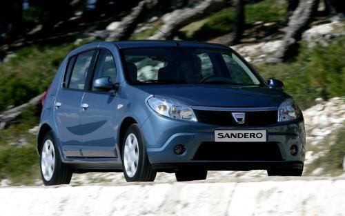 Гниёт кузов, гуляют зазоры: Названы основные проблемные места Renault Sandero