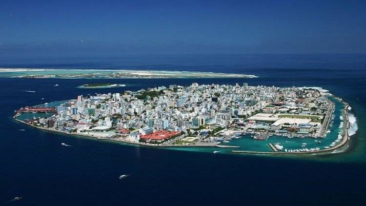 Глава МИД Мальдив назвал отмену виз с РФ благоприятным фактором для развития инвестиций