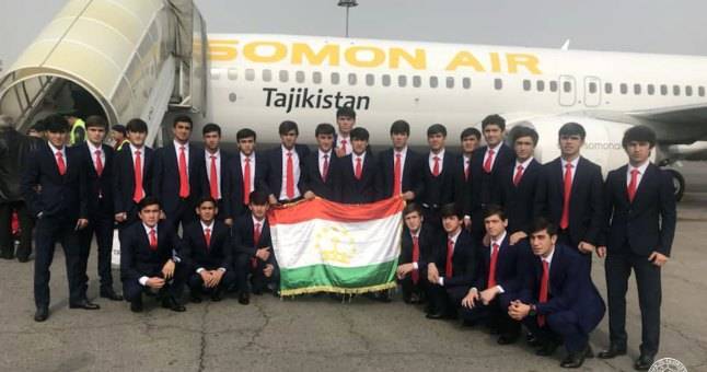 Молодежная сборная Таджикистана (U-18) отправилась на товарищеские матчи в Саудовскую Аравию
