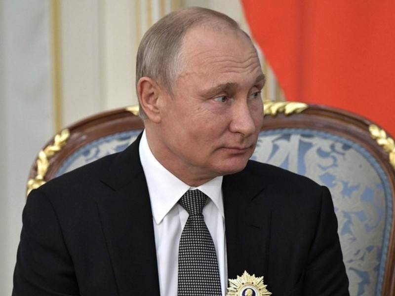 Американский журнал поместил на обложку «подрывающего демократию» Путина