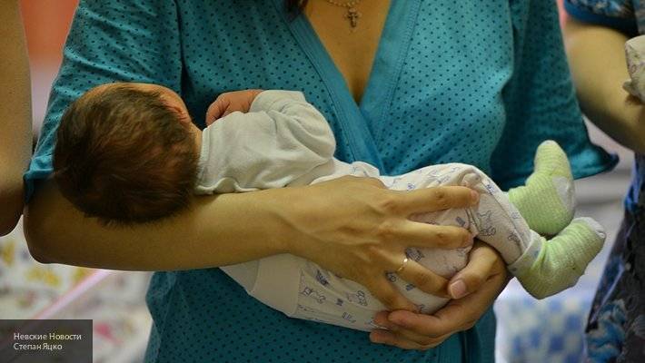 Жительница Санкт-Петербурга впервые родила четверых малышей в 37 лет