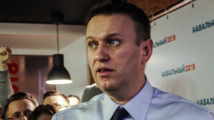 Западные СМИ превратили Навального в нового Скрипаля из-за его мнимого отравления