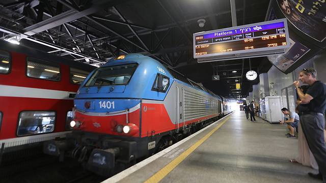 В вагон – без билета: на железных дорогах Израиля вводят новую систему оплаты