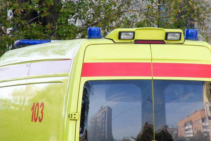 Четыре человека пострадали при столкновении машин в Москве