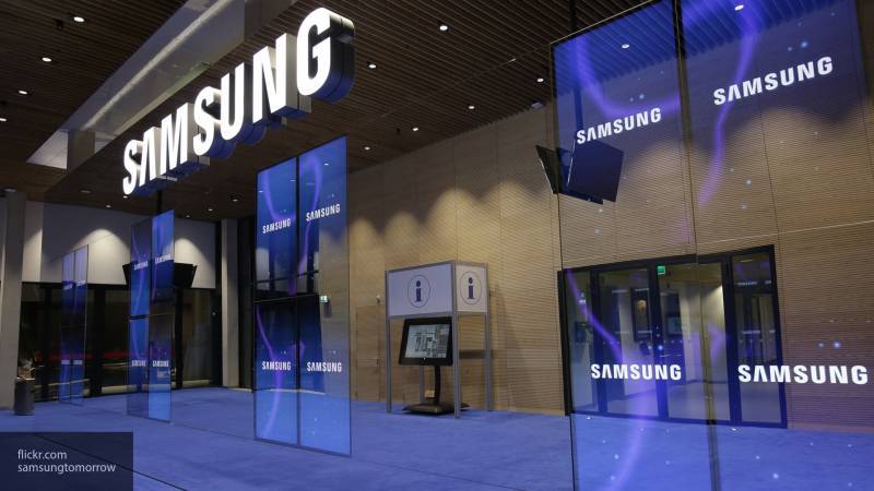 Начались продажи Samsung Galaxy A80 в России