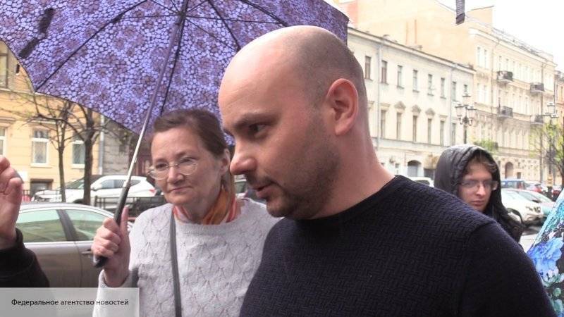 Оппозиция в страхе перед грядущим фиаско требует отменить выборы в Петербурге