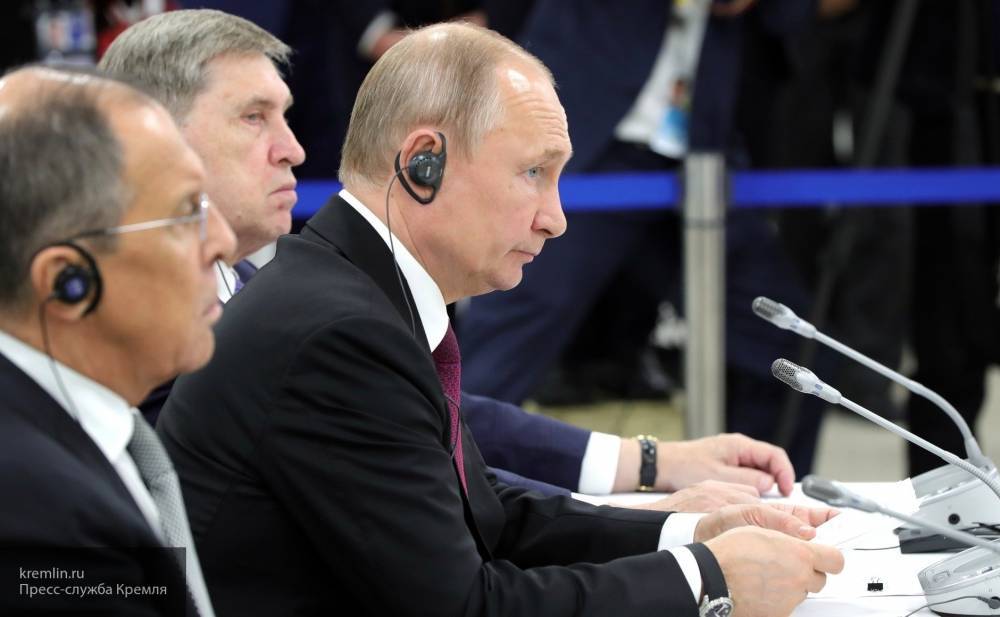 Путин защитит от необоснованных отказов в ипотеке семьи, имеющие право на соцподдержку
