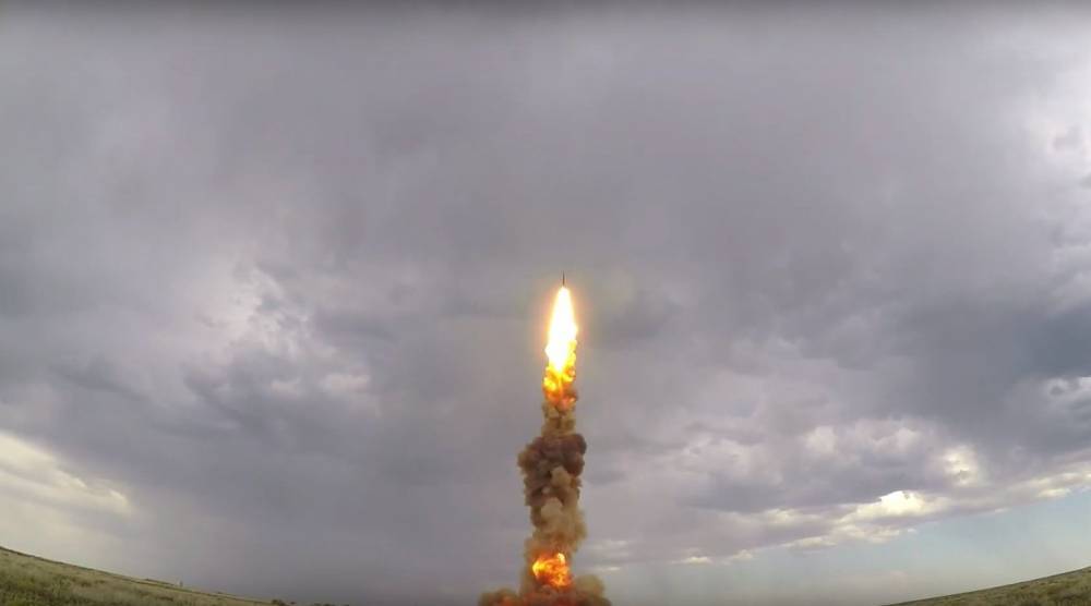 Минобороны РФ показало на видео запуск новой ракеты системы ПРО