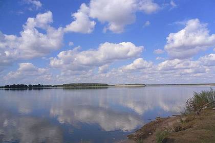 В Сибири расчистят два озера и реку