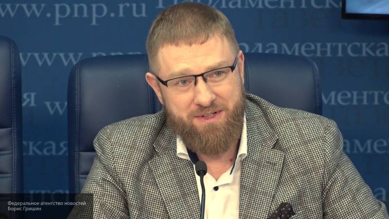 Малькевич призвал составить "черный список" антироссийских СМИ