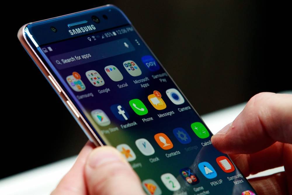Xiaomi, Samsung, Apple значительно вырастут в цене: названы причины