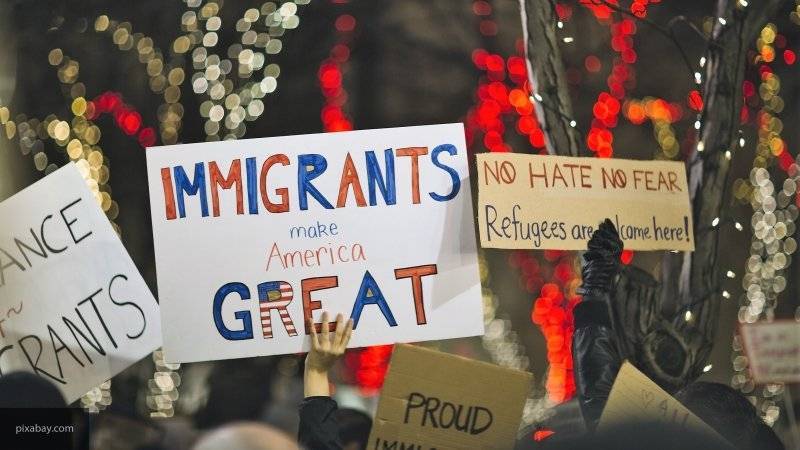 Митинг против миграционной политики Трампа прошел в США