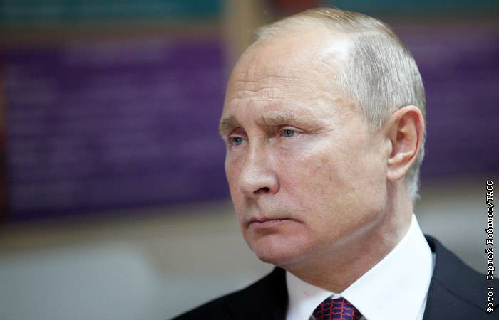 Путин поручил МВД и ФСБ проанализировать практику по делам о наркотиках