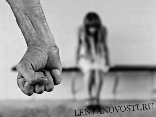 В Ленобласти задержан мужчина, два года насиловавший свою дочь