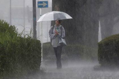 В Японии эвакуируют более 700 тысяч человек из-за дождей