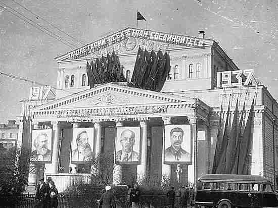 Сталинский театр надо разогнать по-сталински - Русская планета