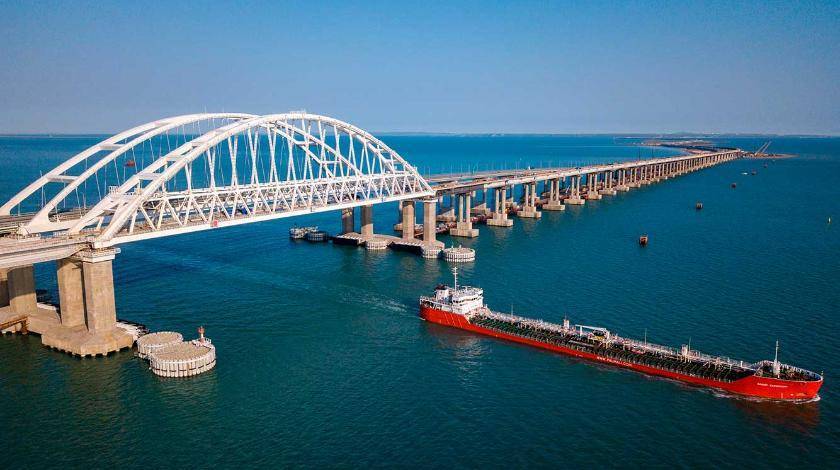 Украинцы перестали верить слухам о Крымском мосте
