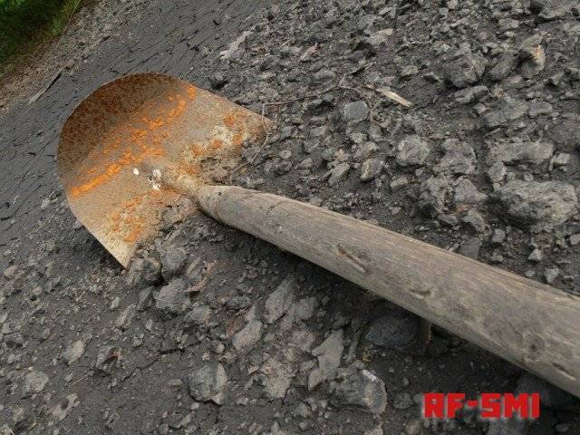 В Якутии на национальном празднике пьяный депутат избил полицейского лопатой