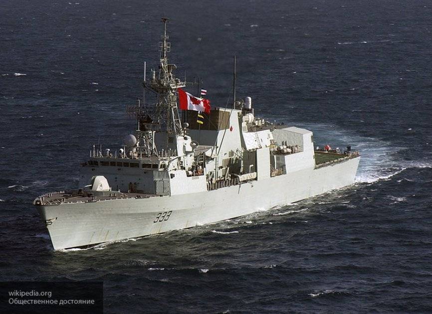 Военные России ведут слежку за кораблями НАТО в акватории Черного моря