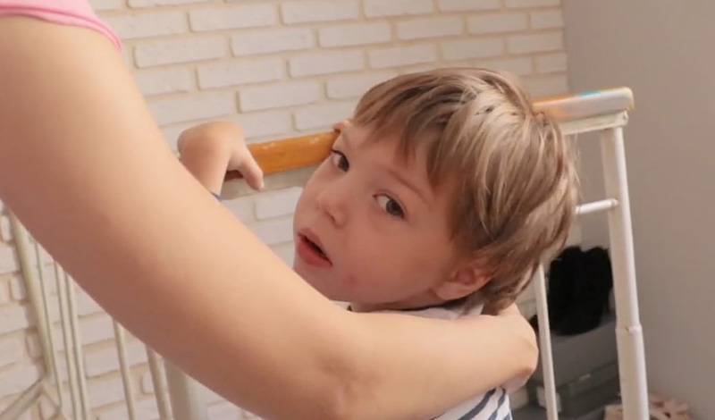 5-летний Вова Булавинцев пережил семь инсультов из-за редчайшей болезни