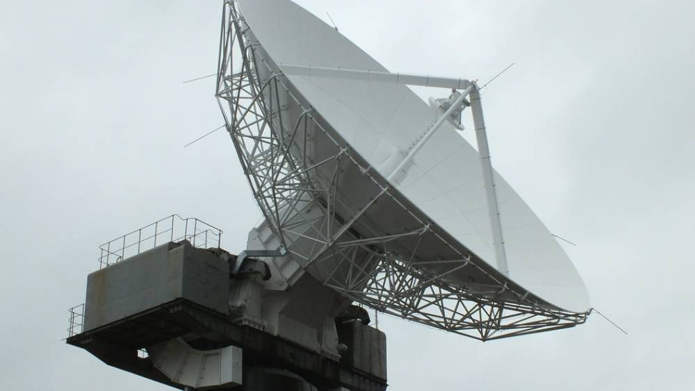 Найден источник загадочного радиосигнала из космоса: Чтобы его отследить понадобились две обсерватории США