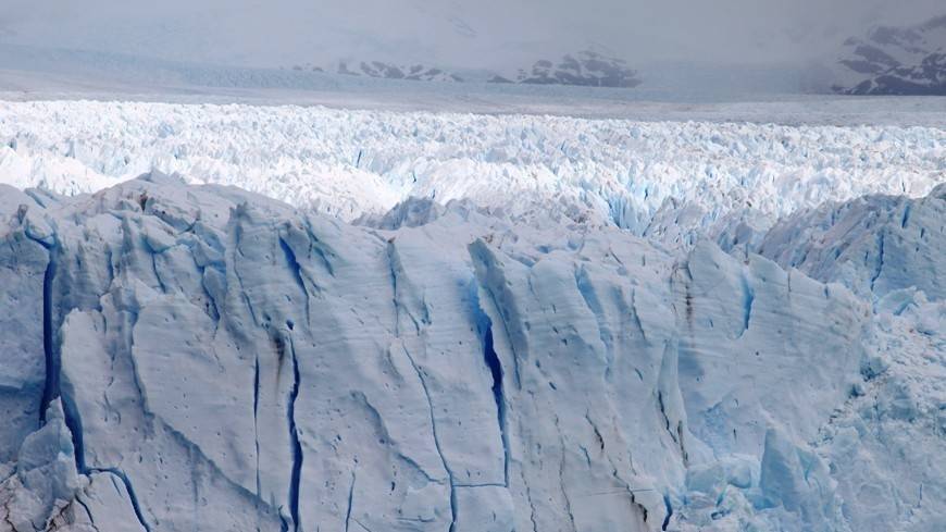 От ледника Антарктиды откалывается гигантский айсберг