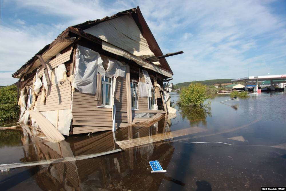 Число жертв наводнений в Иркутской области выросло до 20