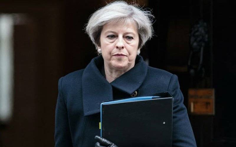 Британский премьер выразила соболезнования в связи с гибелью российских подводников