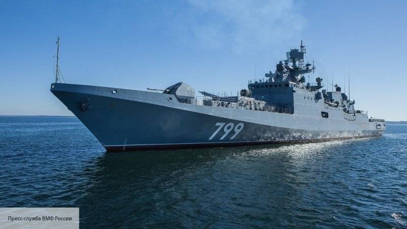 Российские военные взяли на контроль действия кораблей НАТО в акватории Черного моря
