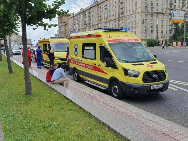 Четверо детей госпитализированы в результате ДТП на Кутузовском проспекте