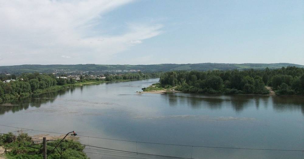 В Кузбассе подросток утонул, пытаясь переплыть реку.