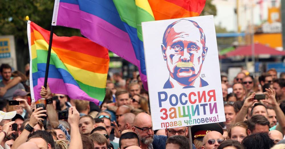 Tinder не включил Россию в число стран, запрещающих однополые отношения