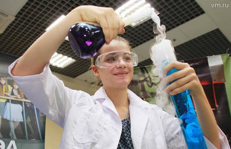 Московские школьники завоевали золотые медали на Международной олимпиаде по химии