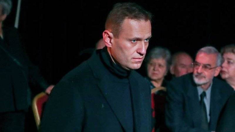 Кто, как и зачем из Навального лепит Ющенко