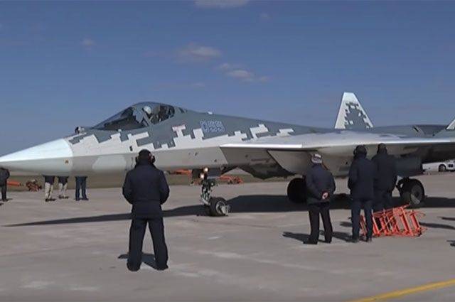 В России началось серийное производство истребителей Су-57