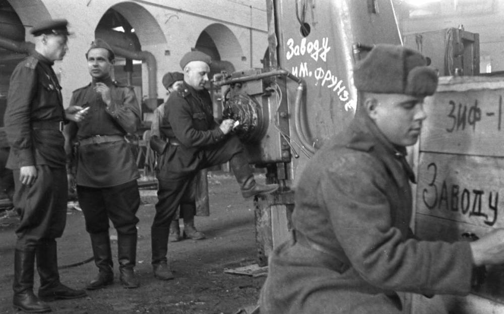 «Трофейные войска Красной Армии»: что они вывозили из Германии | Русская семерка