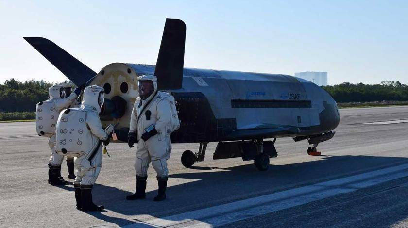 Американский шаттл X-37B полетел в сторону России