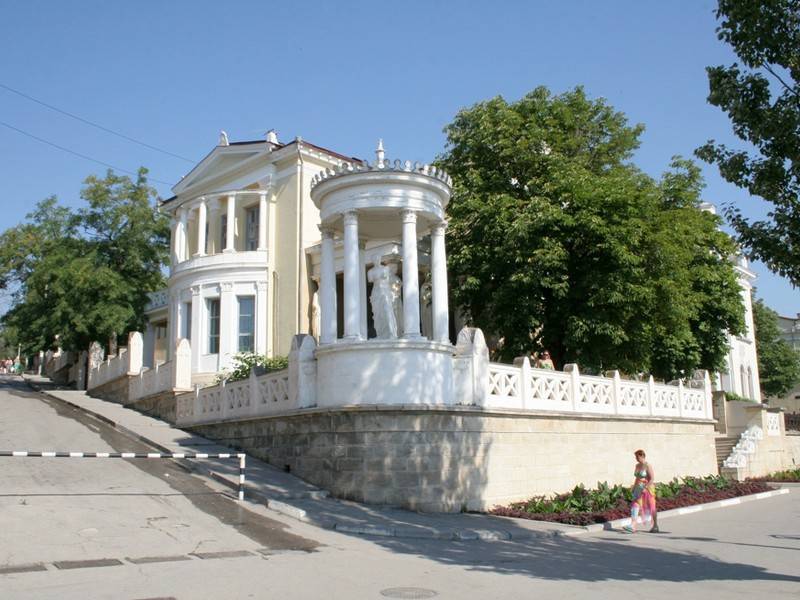 Крым получит более ста миллионов рублей на реконструкцию объектов культуры