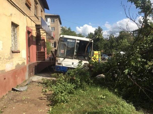 Гульназ Хайри - Начальник ГИБДД Башкирии назвал версию ДТП с автобусом в Уфе - gorobzor.ru - Башкирия - Уфа