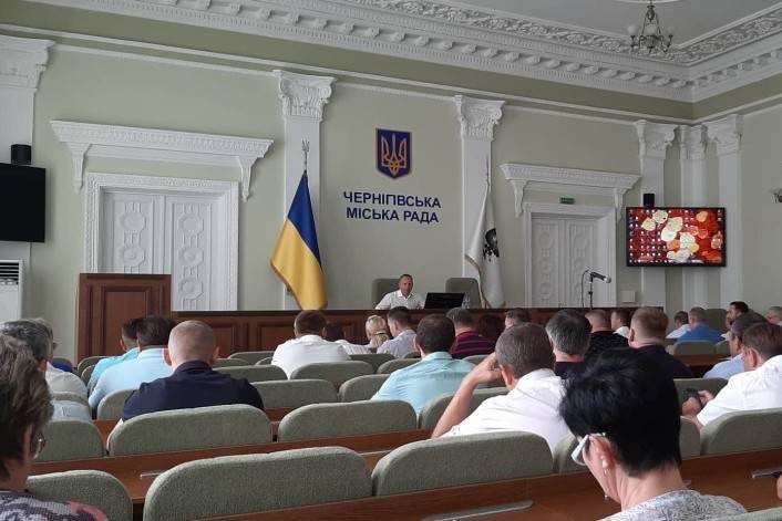Мэр Чернигова призывает закончить конфликт с Россией ради экономического развития Украины